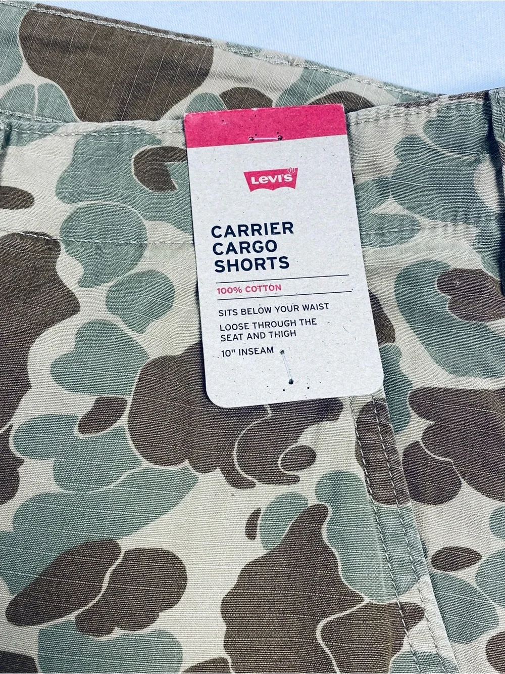 Levi’s Carrier Cargo Shorts Mens 48 Green Camo 10” Inseam 100% Cotton NWT